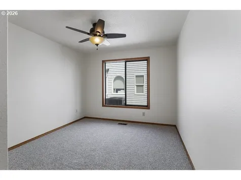 15638 NE Russell Place Portland OR 97230