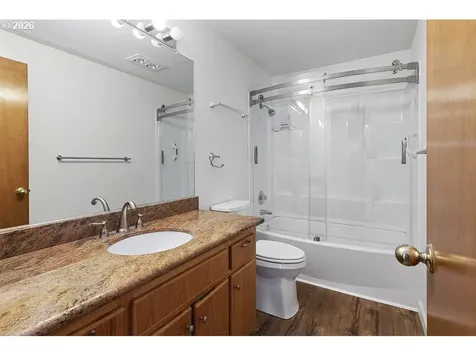 15638 NE Russell Place Portland OR 97230