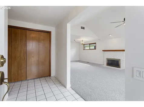 15638 NE Russell Place Portland OR 97230