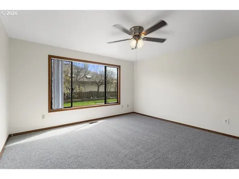 15638 NE Russell Place Portland OR 97230
