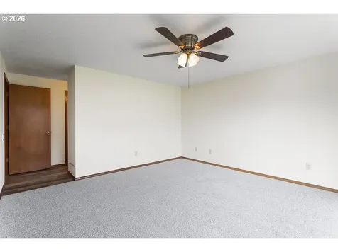 15638 NE Russell Place Portland OR 97230