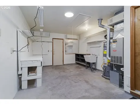 15638 NE Russell Place Portland OR 97230
