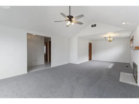 15638 NE Russell Place Portland OR 97230