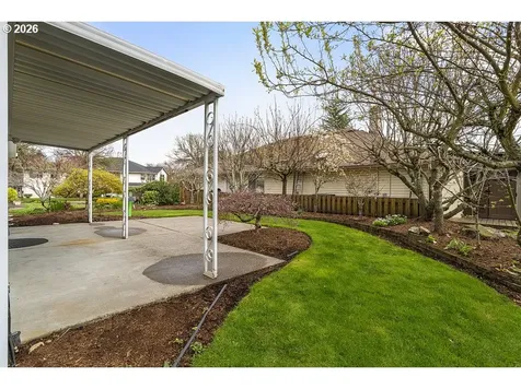 15638 NE Russell Place Portland OR 97230
