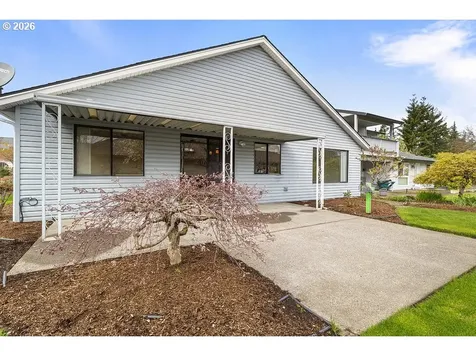 15638 NE Russell Place Portland OR 97230