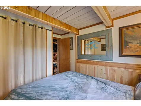 131 Cougar Loop Road Cougar WA 98616