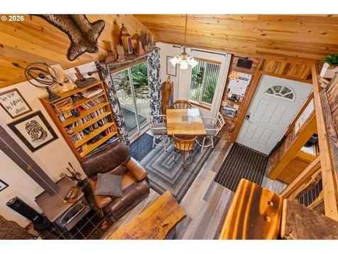 131 Cougar Loop Road Cougar WA 98616