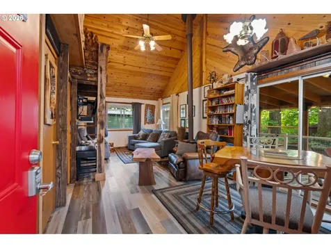 131 Cougar Loop Road Cougar WA 98616