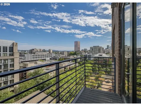 922 NW 11th Avenue Portland OR 97209