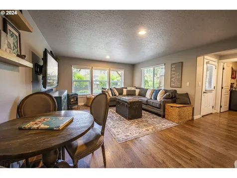 545 Mountaingate Drive 52 Springfield OR 97478