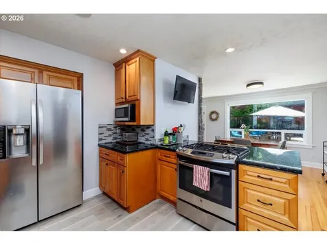 4150 SW 94th Avenue Portland OR 97225