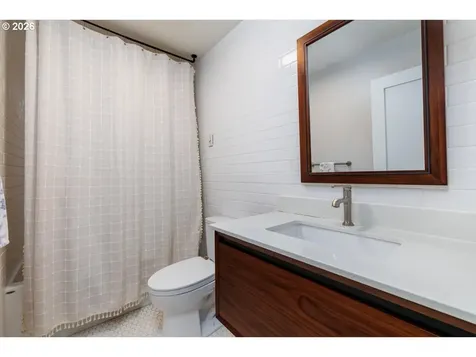 4150 SW 94th Avenue Portland OR 97225