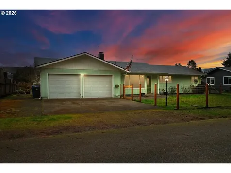 247 Cedar Street Lyons OR 97358