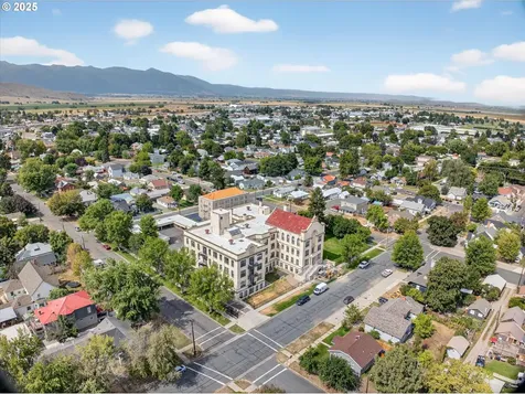 2365 4th Street Baker City OR 97814