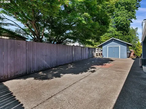 1800 N Cedar Street Newberg OR 97132