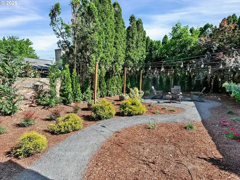 1800 N Cedar Street Newberg OR 97132
