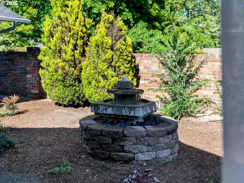 1800 N Cedar Street Newberg OR 97132