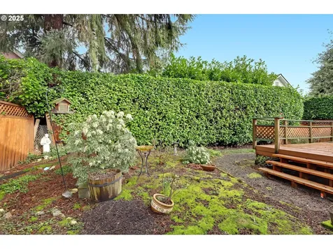 919 NE Floral Place Portland OR 97232
