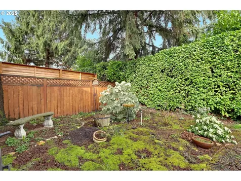 919 NE Floral Place Portland OR 97232