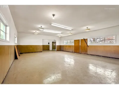 38091 Sunset Street Sandy OR 97055