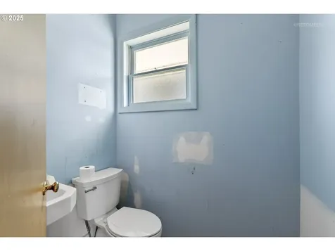 38091 Sunset Street Sandy OR 97055