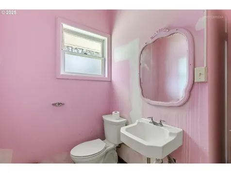 38091 Sunset Street Sandy OR 97055