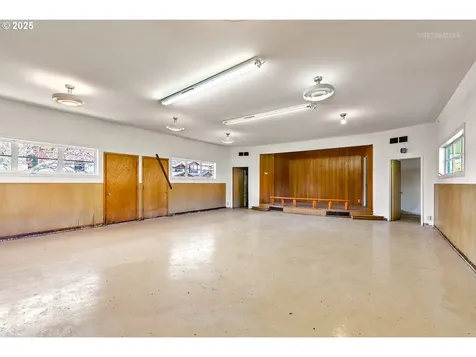 38091 Sunset Street Sandy OR 97055