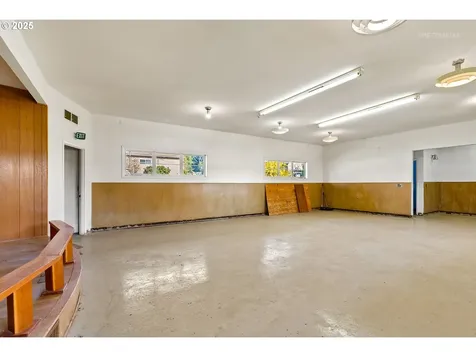 38091 Sunset Street Sandy OR 97055