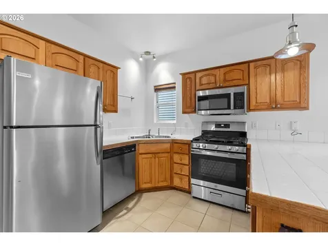 8740 N Drummond Avenue Portland OR 97217