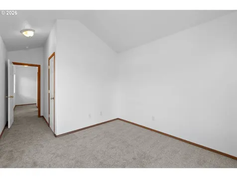 8740 N Drummond Avenue Portland OR 97217