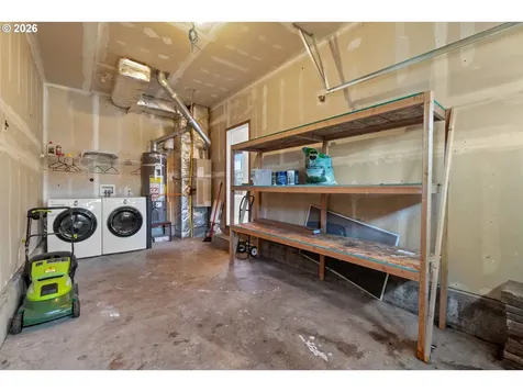 8740 N Drummond Avenue Portland OR 97217
