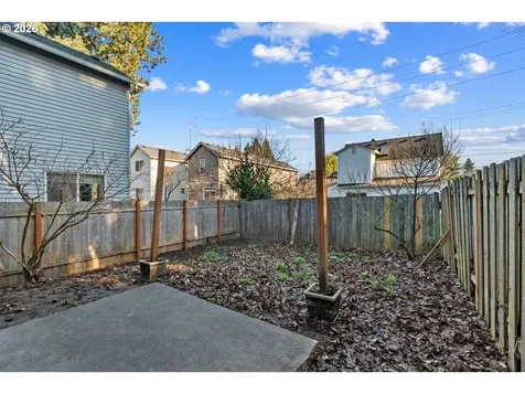 8740 N Drummond Avenue Portland OR 97217