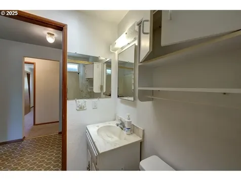 92655 Camelia Road Astoria OR 97103