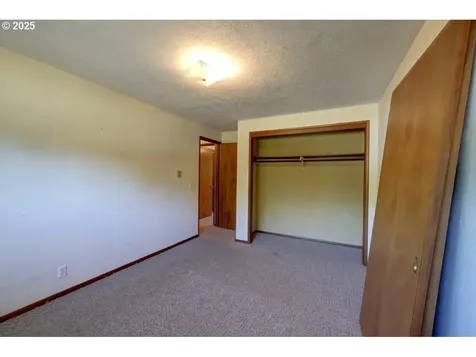 92655 Camelia Road Astoria OR 97103