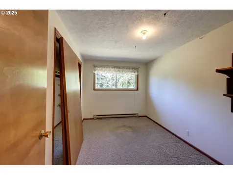 92655 Camelia Road Astoria OR 97103