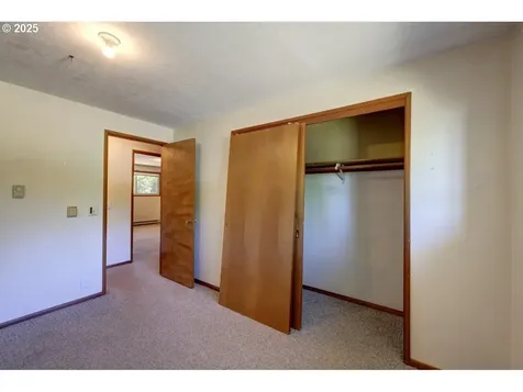 92655 Camelia Road Astoria OR 97103