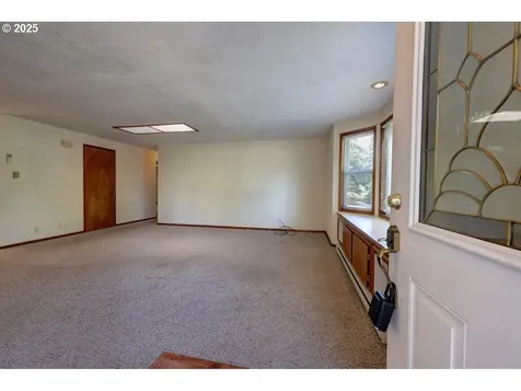 92655 Camelia Road Astoria OR 97103