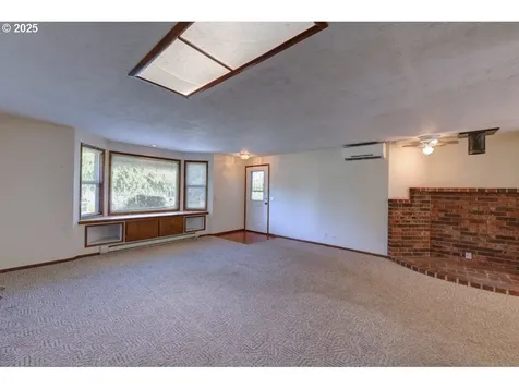 92655 Camelia Road Astoria OR 97103