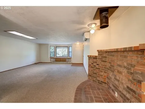 92655 Camelia Road Astoria OR 97103