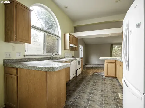 410 SE Mountain View Road Estacada OR 97023