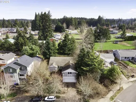 410 SE Mountain View Road Estacada OR 97023