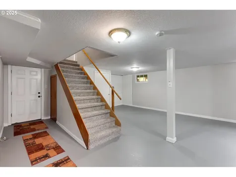1706 Lord Street Kelso WA 98626