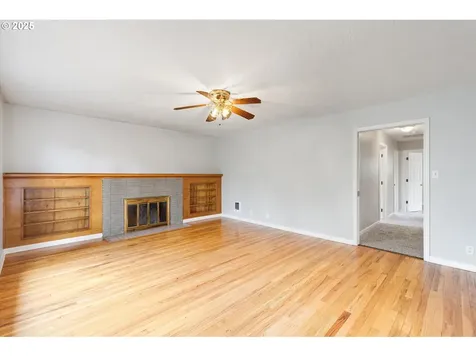 1706 Lord Street Kelso WA 98626