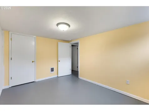 1706 Lord Street Kelso WA 98626
