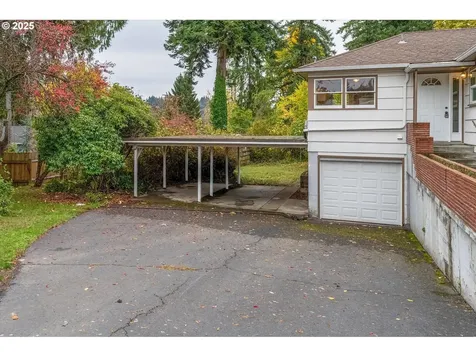 1706 Lord Street Kelso WA 98626