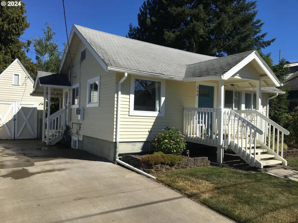 225 NW 16th Street Corvallis OR 97330