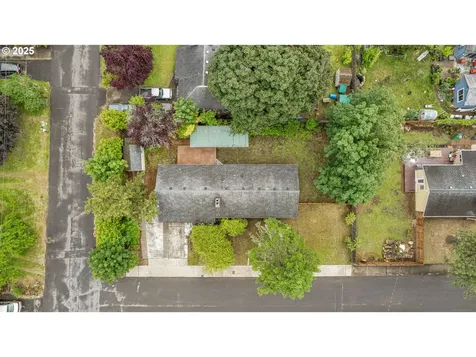 4214 SE 99th Avenue Portland OR 97266