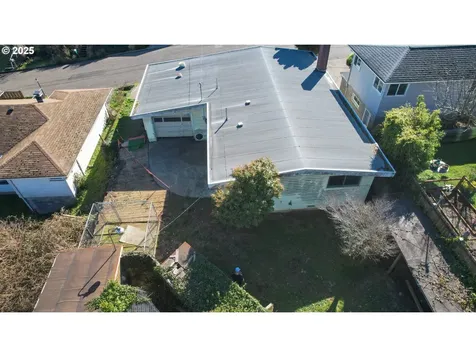 560 State Street North Bend OR 97459