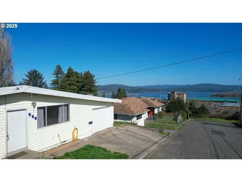 560 State Street North Bend OR 97459