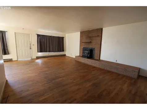560 State Street North Bend OR 97459
